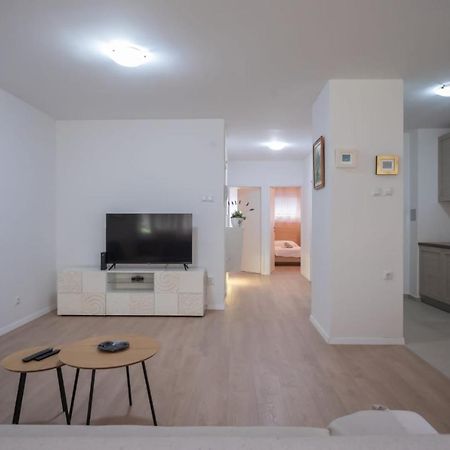 Апартаменты Apartman Mirjana Сплит Экстерьер фото